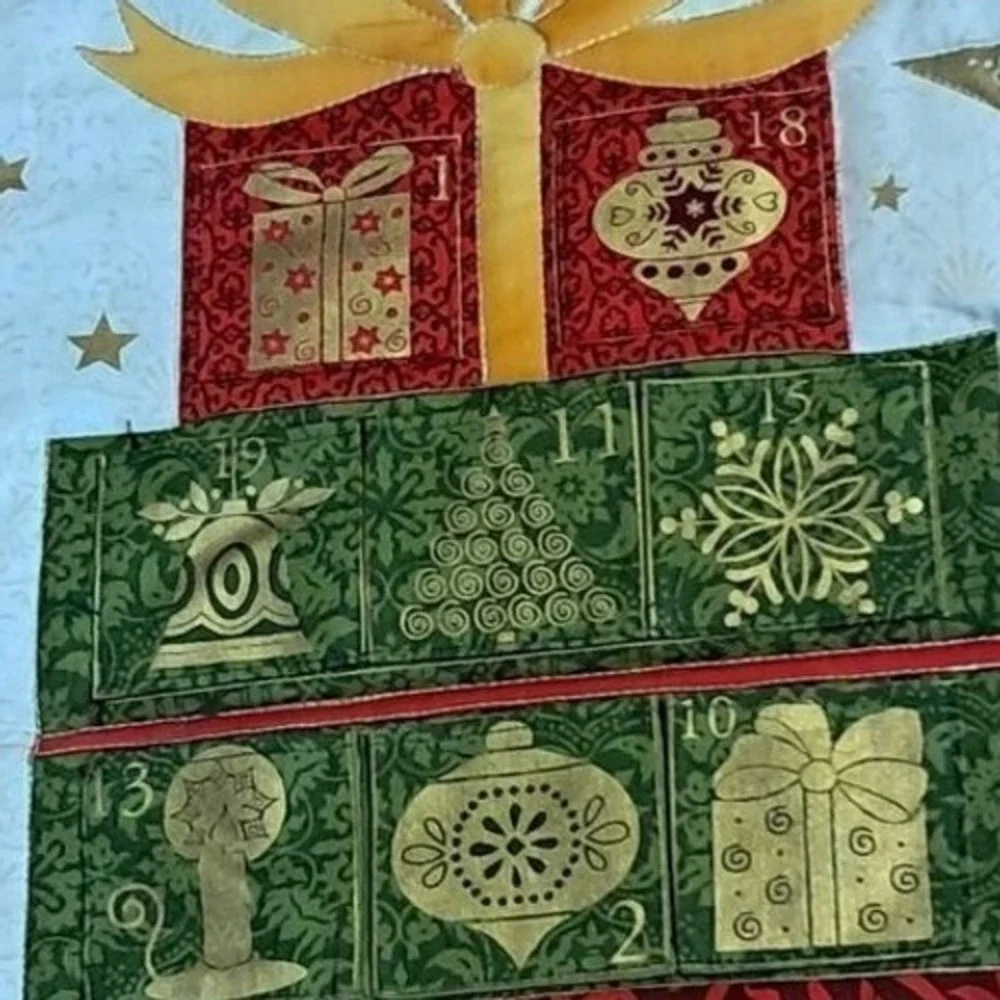 Christmas Advent Calendar QUILTED‎ HANDMADE Pockets